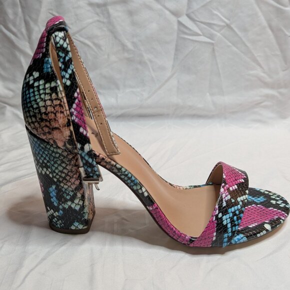 NWT Snake Skin Print Vegan Size 9 Block Heel - Picture 3 of 5